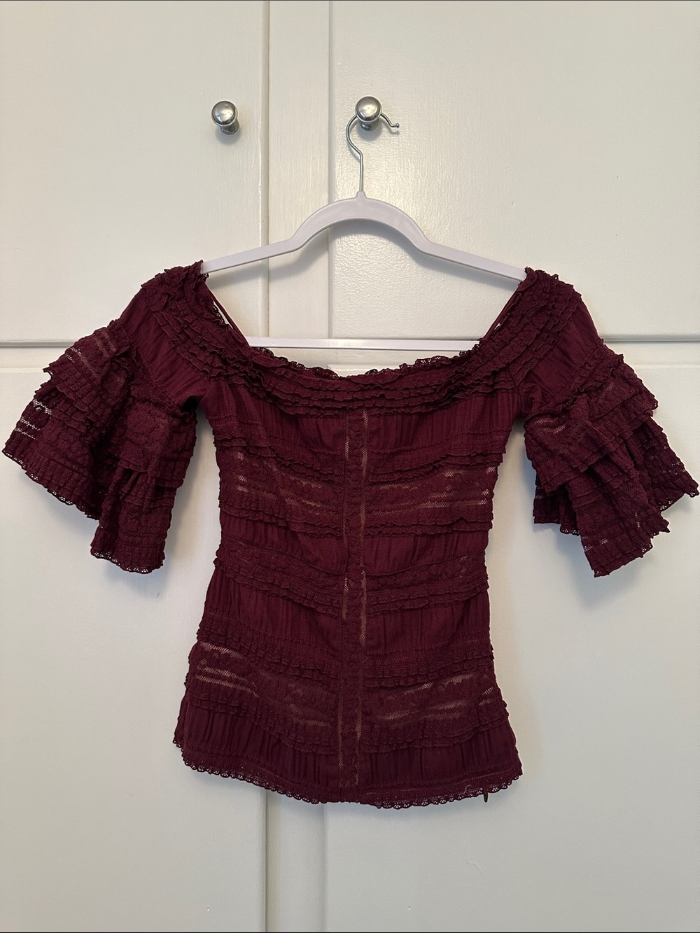 LIKE NEW Cinq a Sept Maroon Purple Off Shoulder Lace Blouse
